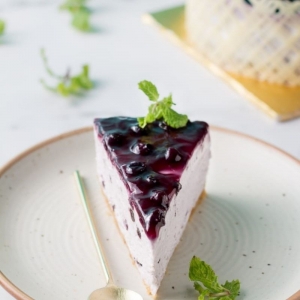 BLUEBERRY CHEESECAKE