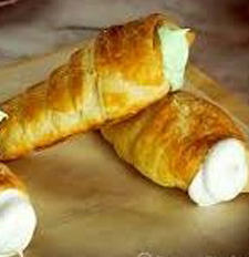 CREAM ROLL