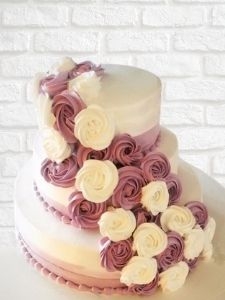 ROSE VINE CAKE