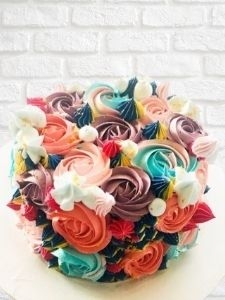 MULTICOLOR CAKE